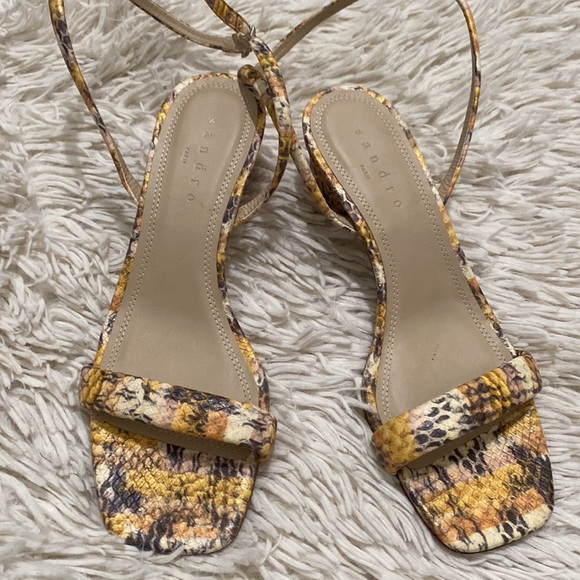 Sandro Ankle wrap around Maeva Yellow Brown snake-effect leather sandal 8 Animal - Picture 4 of 11